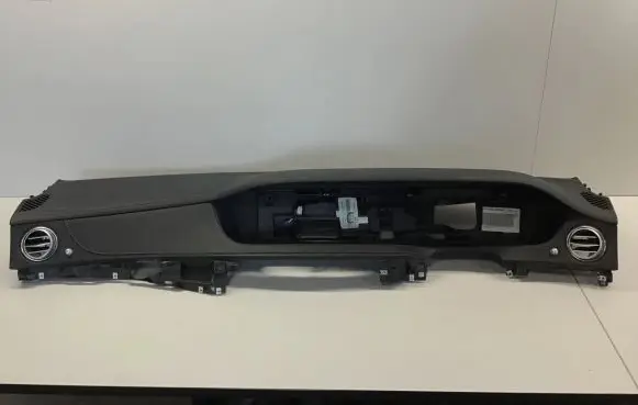 Mercedes-Benz S W222 Dashboard