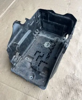 Volvo XC60 Battery tray 31299569