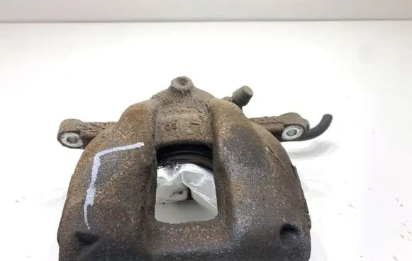 Honda CR-V Front brake caliper 