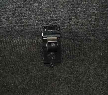 Hyundai i40 Electric window control switch