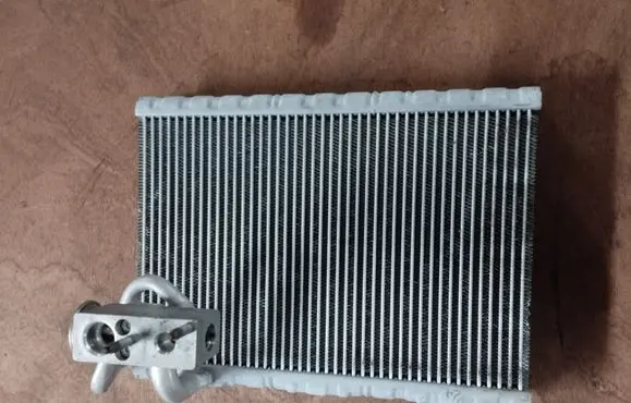 Peugeot 3008 I Air conditioning (A/C) radiator (interior) 
