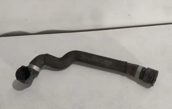 Mercedes-Benz C W205 Engine coolant pipe/hose A205501484002