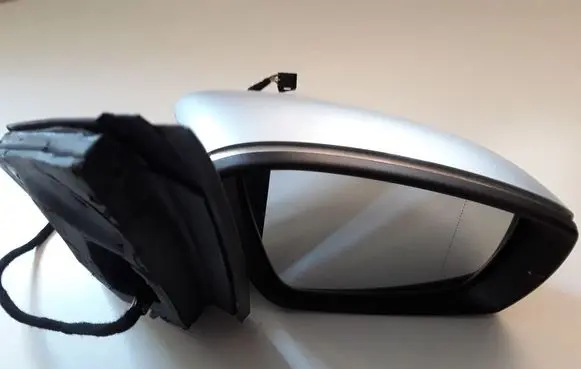 Volkswagen Polo V 6R Front door electric wing mirror E9024483