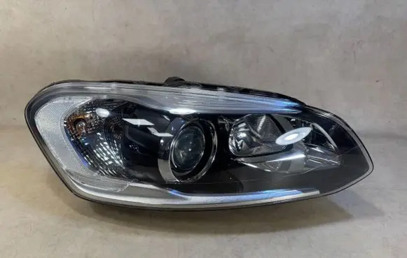 Volvo XC60 Headlight/headlamp 31420258
