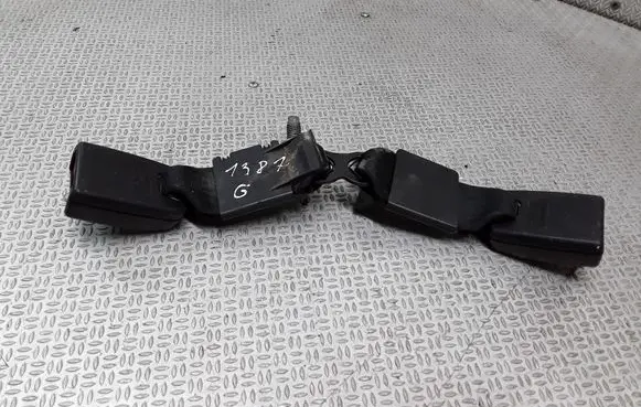 Mazda 2 Middle seatbelt buckle (rear) 