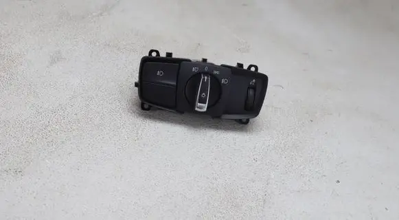 Light switch