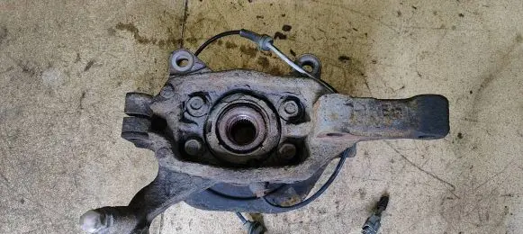 Nissan Murano Z50 Front wheel hub