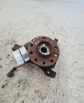 Opel Zafira A Front wheel hub