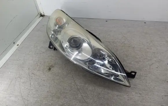Peugeot 407 Headlight/headlamp 