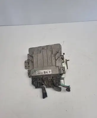 Nissan Qashqai Engine control unit/module 237104ED0C S180206103A