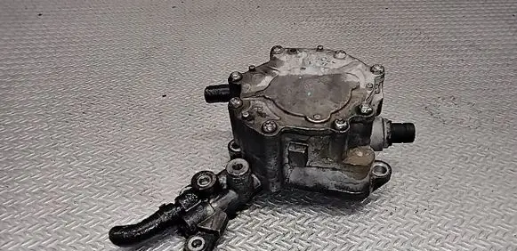 Volkswagen Golf Plus Vacuum pump 038145209M