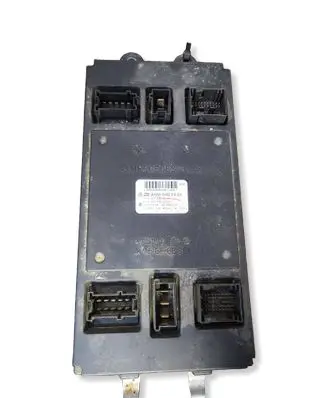 Mercedes-Benz ML W164 Central body control module A1644423000 A1645452216 A1645401301