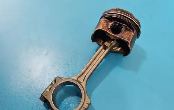 Mercedes-Benz CLA C118 X118 Piston IMPRK1529898