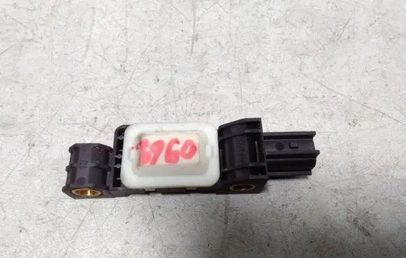 Audi A8 S8 D3 4E Airbag deployment crash/impact sensor 4B0959643E 020312030407