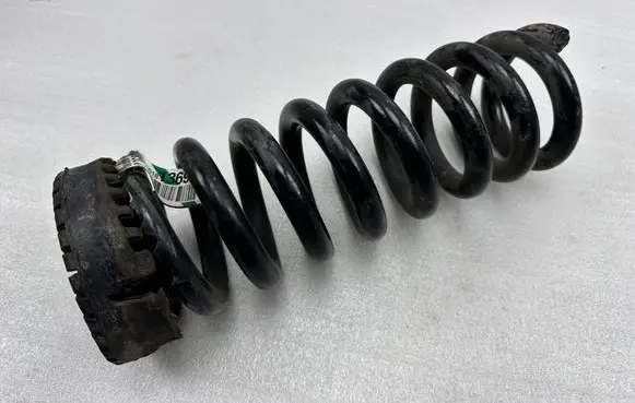 Dodge Challenger Rear coil spring 05181369AF 05181369