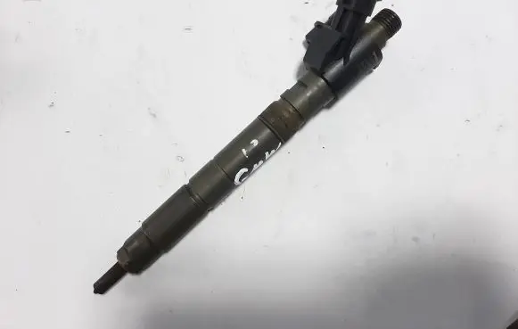 Volvo XC60 Fuel injector 31272690