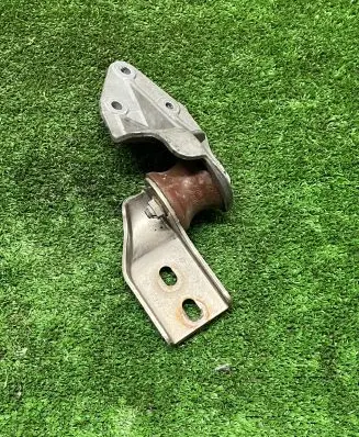 Muffler mount bracket/holder