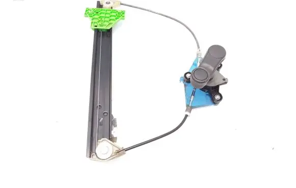 Rear door manual window regulator