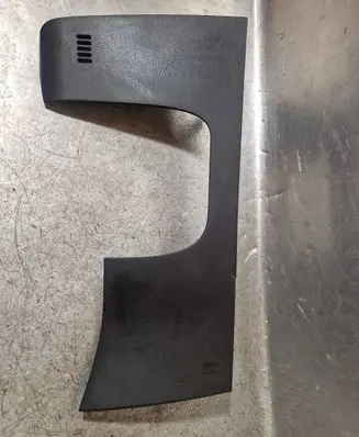 Dashboard lower bottom trim panel