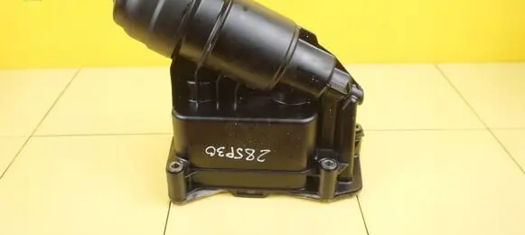 BMW X5 E70 Oil filter mounting bracket 7800066 28SP30