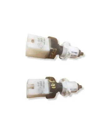 Iveco Daily 4th gen Brake pedal sensor switch 3319 B365