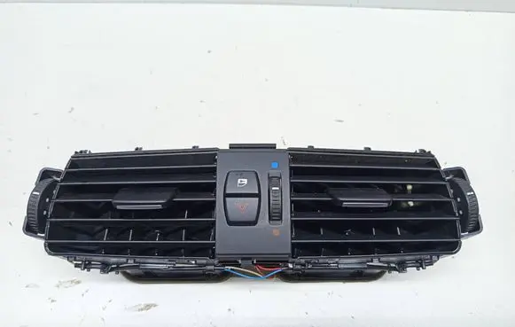 BMW X3 F25 Dash center air vent grill 9184743 9184742 17238711