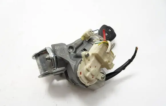 Toyota Verso Ignition lock 29653453