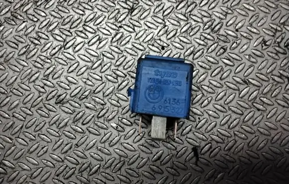 BMW 5 E60 E61 Other relay 61366915327