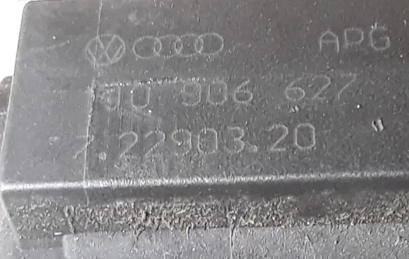 Audi A3 S3 8L Turbo solenoid valve 1J0906627