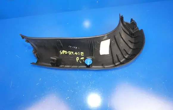 KIA Sportage Tailgate trim 817403U000