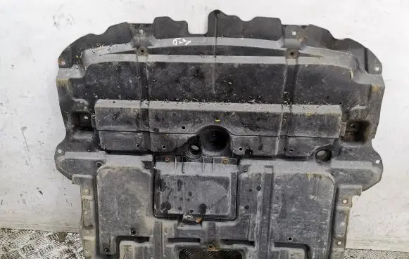 Lexus IS 220D-250-350 Engine splash shield/under tray