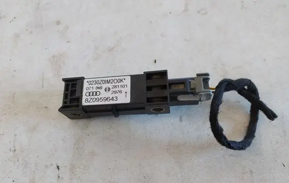 Audi A2 Airbag deployment crash/impact sensor 8Z0959643