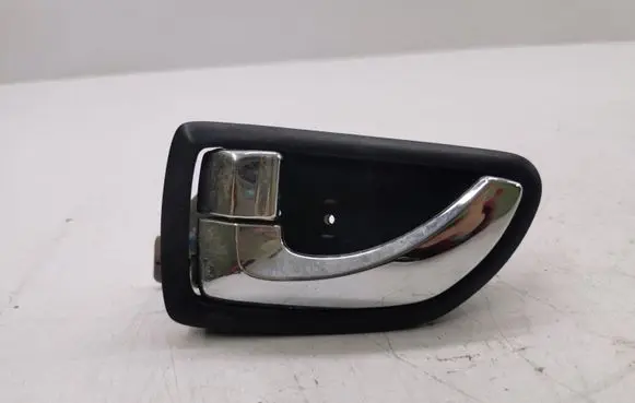 KIA Sorento Rear door interior handle