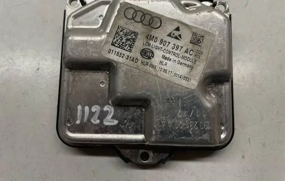 Audi Q7 4M Headlight ballast module Xenon 4M0907397AC