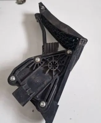 Honda Civic Accelerator throttle pedal Jm08b