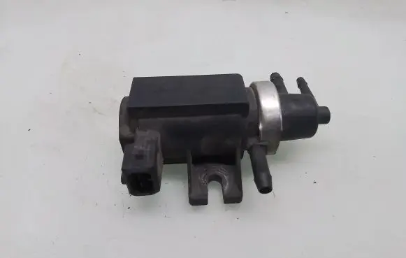 Volkswagen II LT Turbo solenoid valve 1H0906627