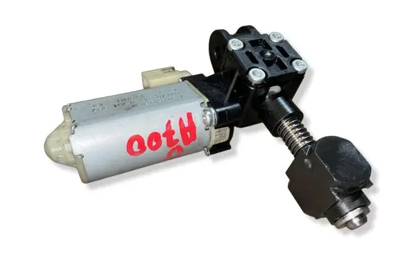 Opel Mokka X Seat adjustment motor 13513122