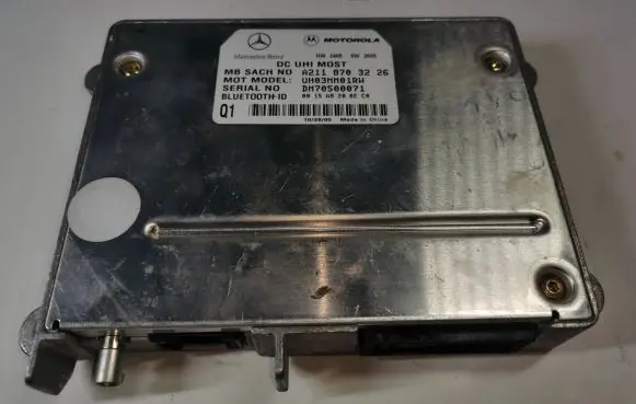 Mercedes-Benz ML W164 Bluetooth control unit module A2118703226 UH03MM01RW DM70500071