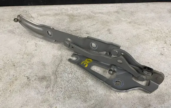 BMW 3 E90 E91 Tailgate/trunk/boot hinge 7060628