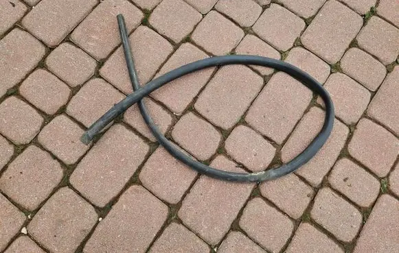 Opel Mokka Rubber seal loading door 51TYS