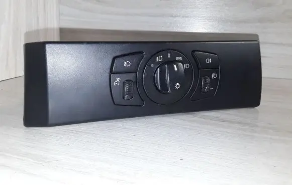 BMW 5 E60 E61 Light switch 33290101 6925285