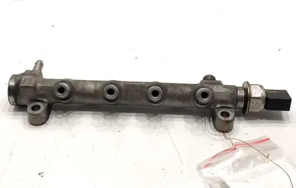 Volkswagen Golf VII Fuel main line pipe 04L089D