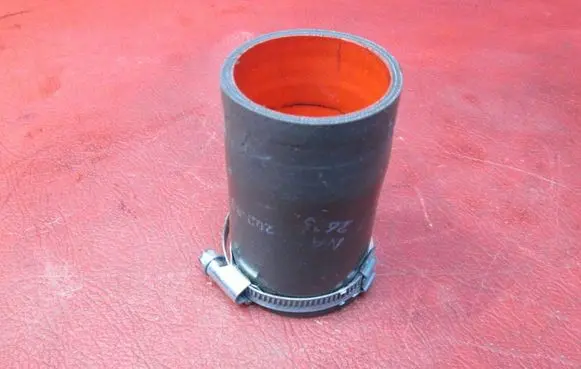 Ford Focus Intercooler hose/pipe AV616C750AE
