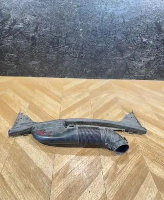 Mercedes-Benz C W205 Air intake duct part A6510903342