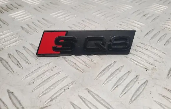 Audi Q8 Manufacturers badge/model letters 4M8853748