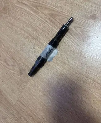 Ford Mondeo Mk III Fuel injector