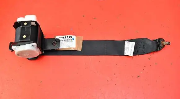 Nissan Maxima Front seatbelt NSB089N03