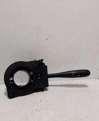 Chrysler Voyager Indicator stalk 05082123