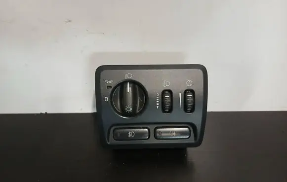Volvo S60 Light switch 30739314 ML385100017 05W38E03