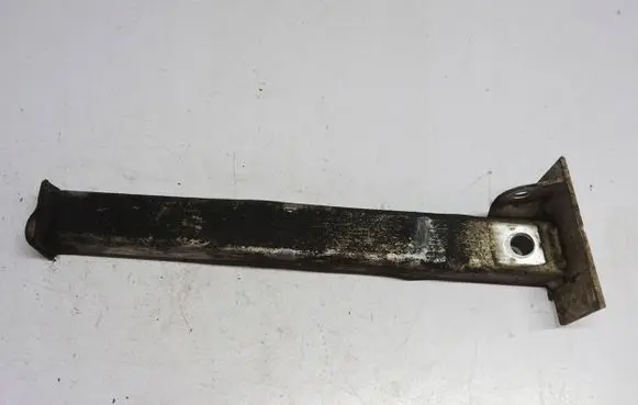 Front bumper foam support bar
